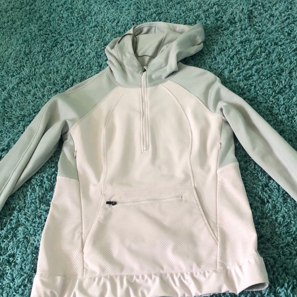 Lulu lemon workout jacket - Picture 2 of 5